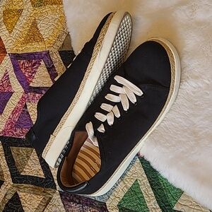 Vionic Sunny Hattie Black Lace Up Espadrille Orthotic Casual Summer Shoe